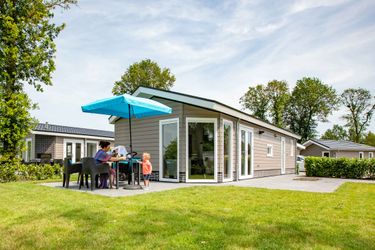 5-Personen Ferienhaus Comfort Wellness jacuzzi + sauna in garden