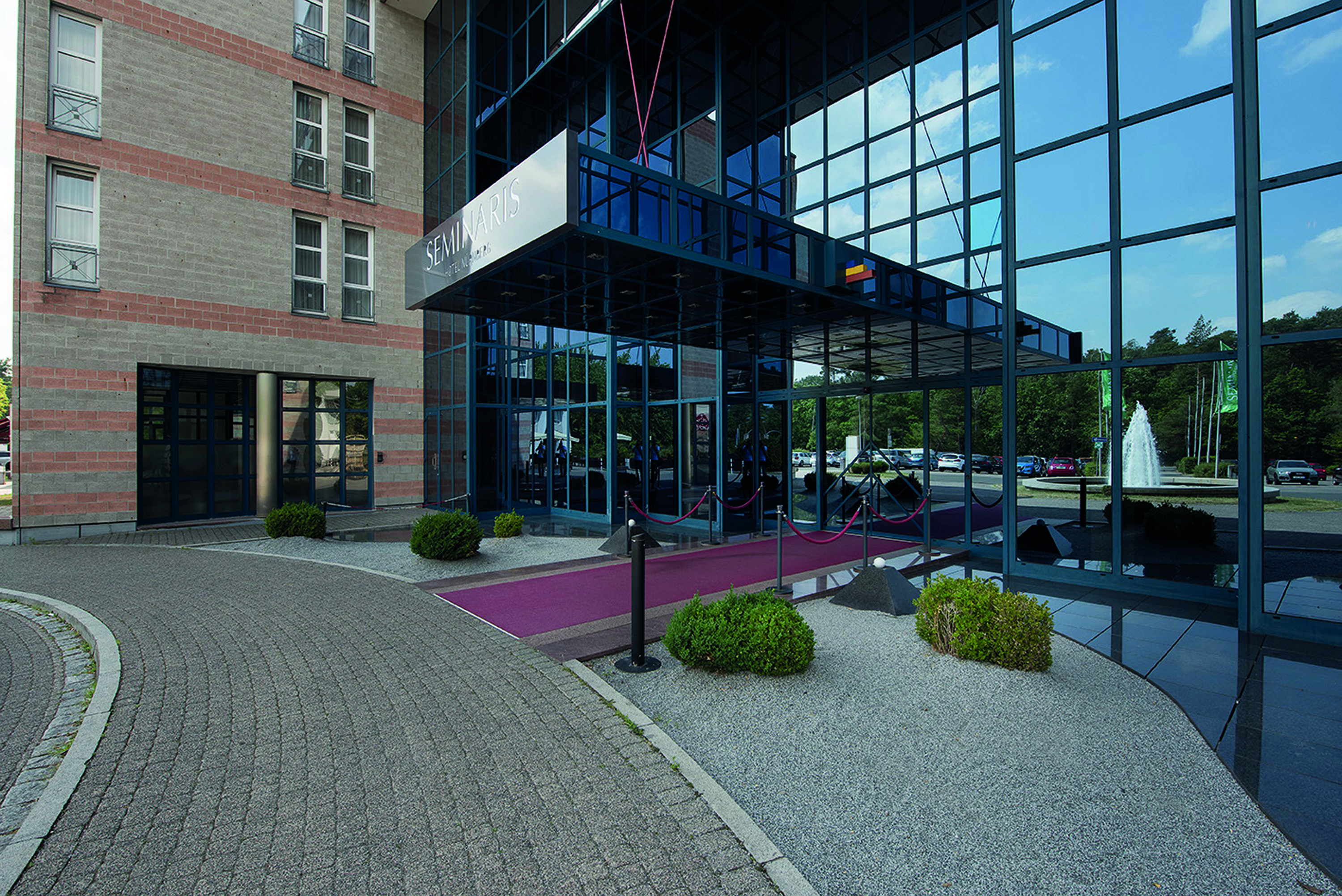 Seminaris Hotel Nürnberg <br/>59.00 ew <br/> <a href='http://vakantieoplossing.nl/outpage/?id=fedb8516671b2644f7656039415f449e' target='_blank'>View Details</a>