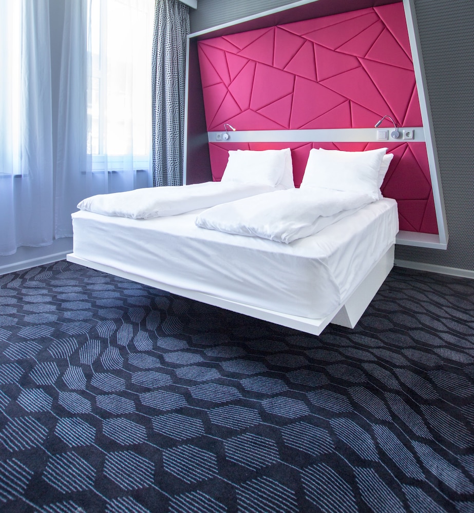 Magic Hotel Xhibition