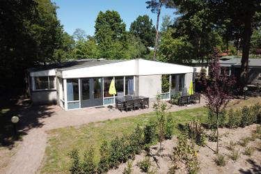 12-person group accommodation