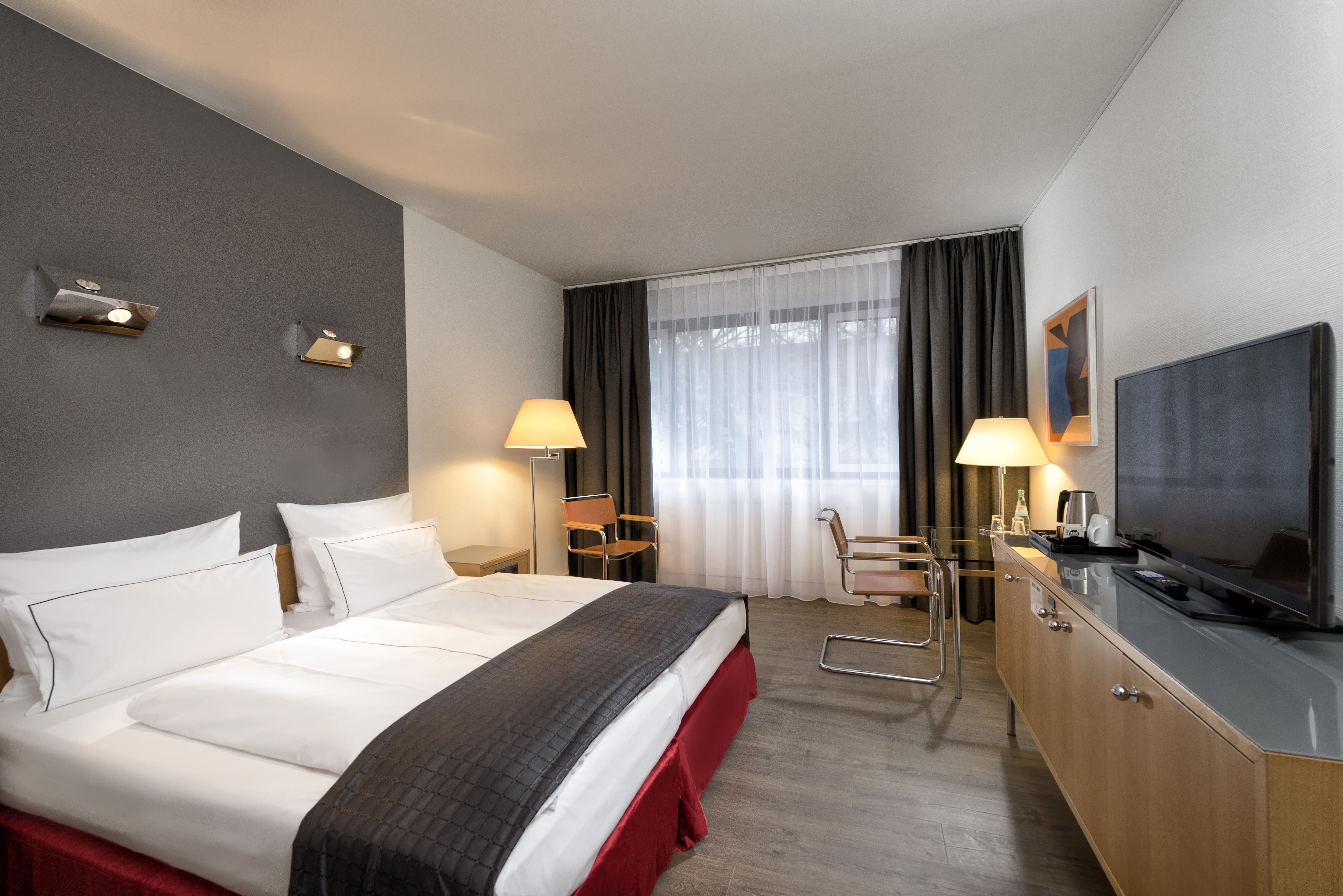 Holiday Inn Berlin City-West <br/>68.89 ew <br/> <a href='http://vakantieoplossing.nl/outpage/?id=a0689b4a44507a96e4bfbb791a1dc7bb' target='_blank'>View Details</a>