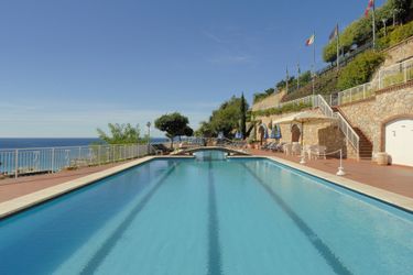 6-la personne bungalow Modern apartment with balcony with a beautiful sea view
