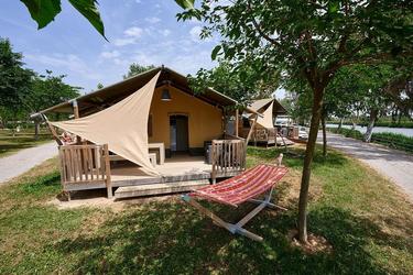 5-persoons Safaritent LUXURY without sanitary facilities (max 4 adults)