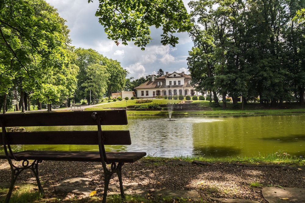 Dwór Kombornia Hotel & SPA.