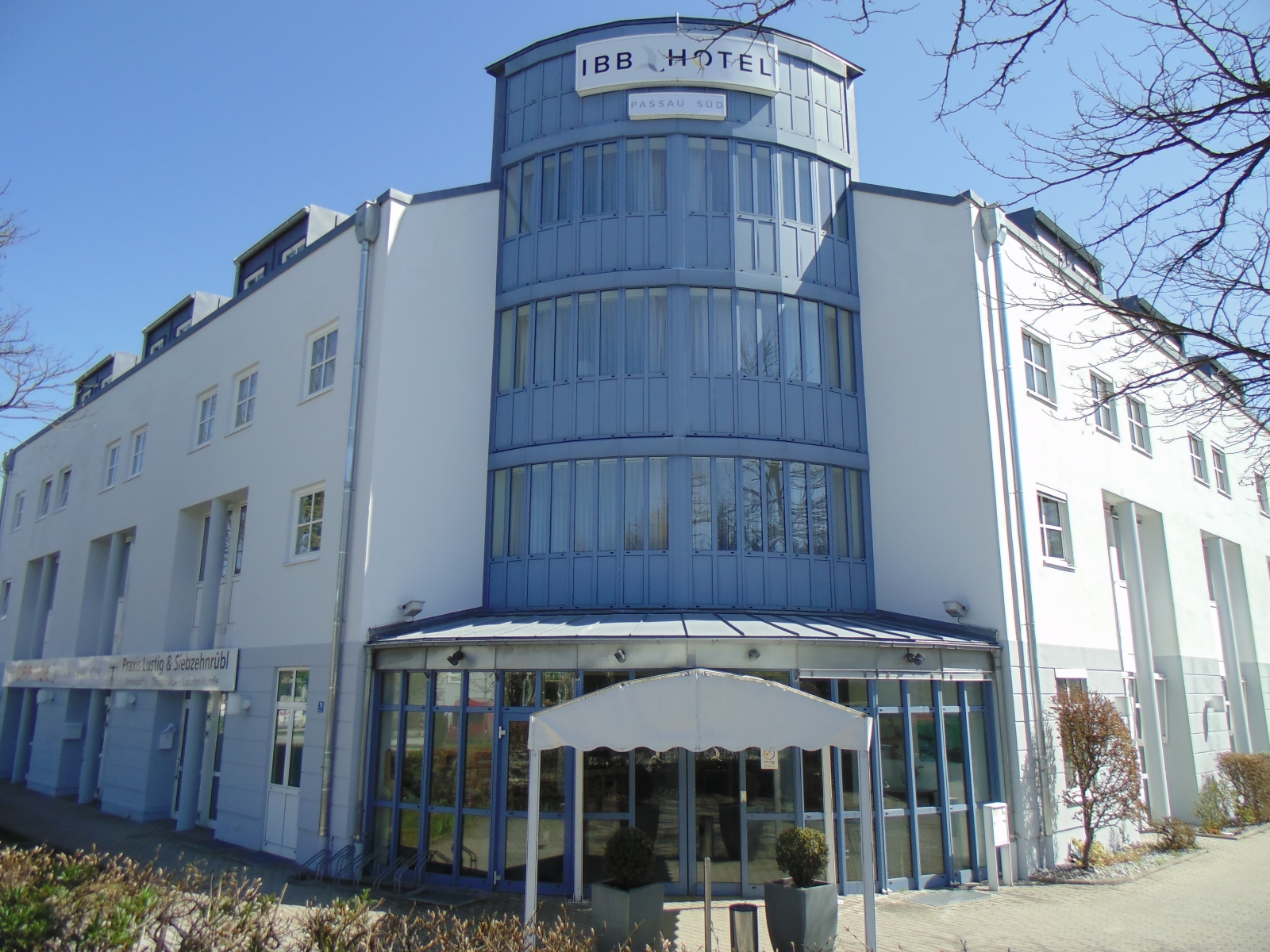 IBB Hotel Passau Süd <br/>61.00 ew <br/> <a href='http://vakantieoplossing.nl/outpage/?id=9cce0c1da56a697a383fb2647370b5f6' target='_blank'>View Details</a>