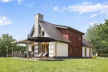 12-person cottage 12L