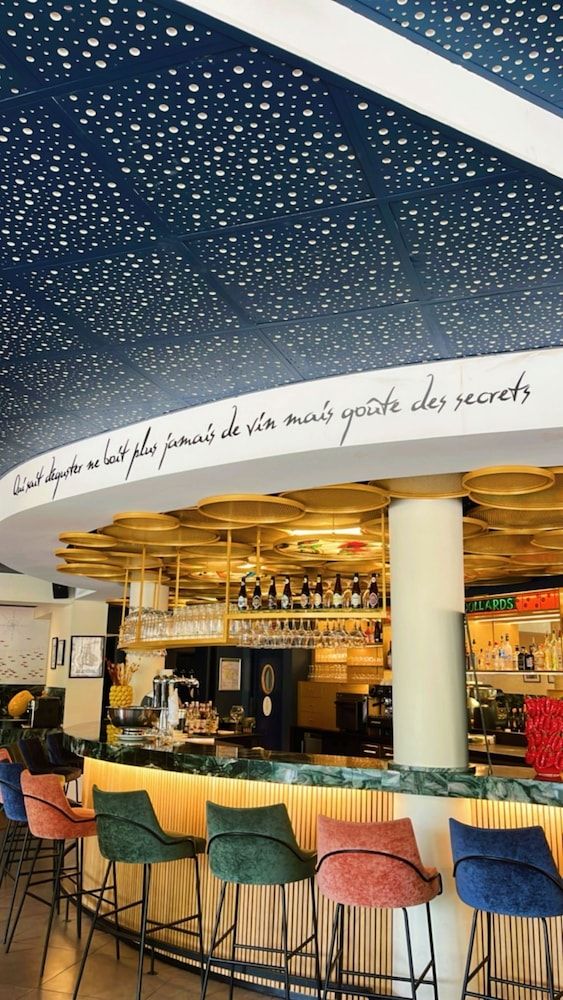 Dali Hôtel - Restaurant