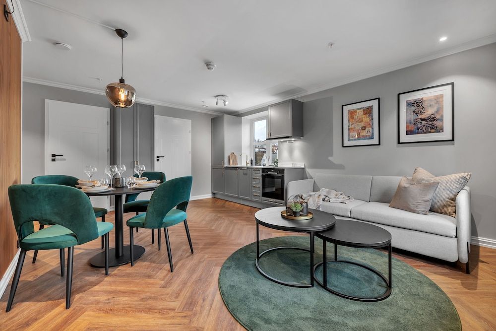 Enter St. Elisabeth Suites.