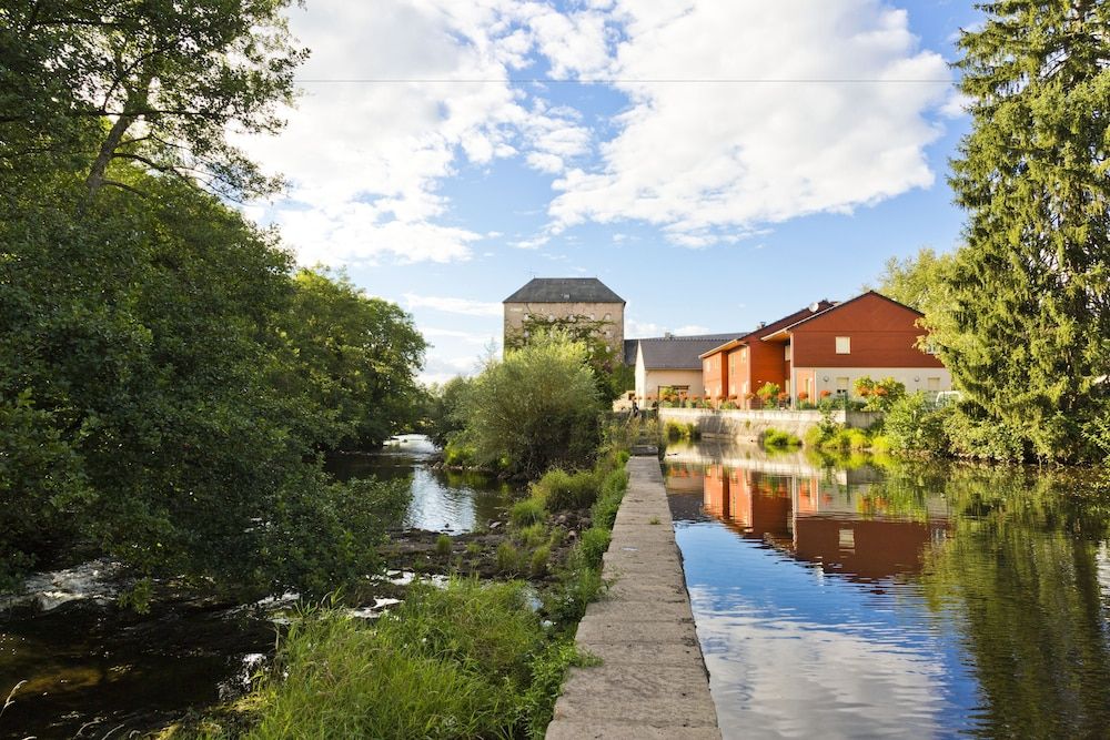 Auberge Du Moulin Marin.