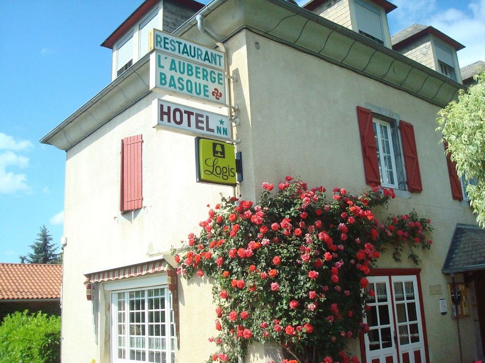 L'Auberge Basque.
