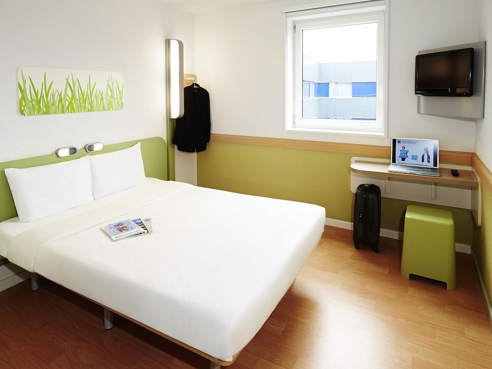 Ibis Budget Orléans Sud Co'met