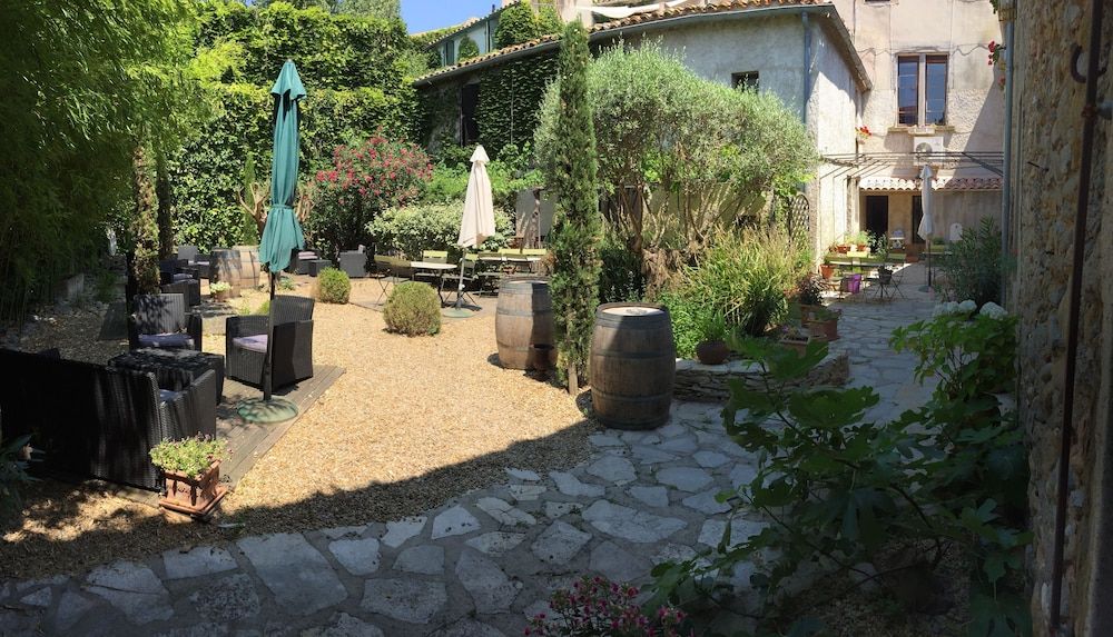 Hôtel Du Pont Vieux.