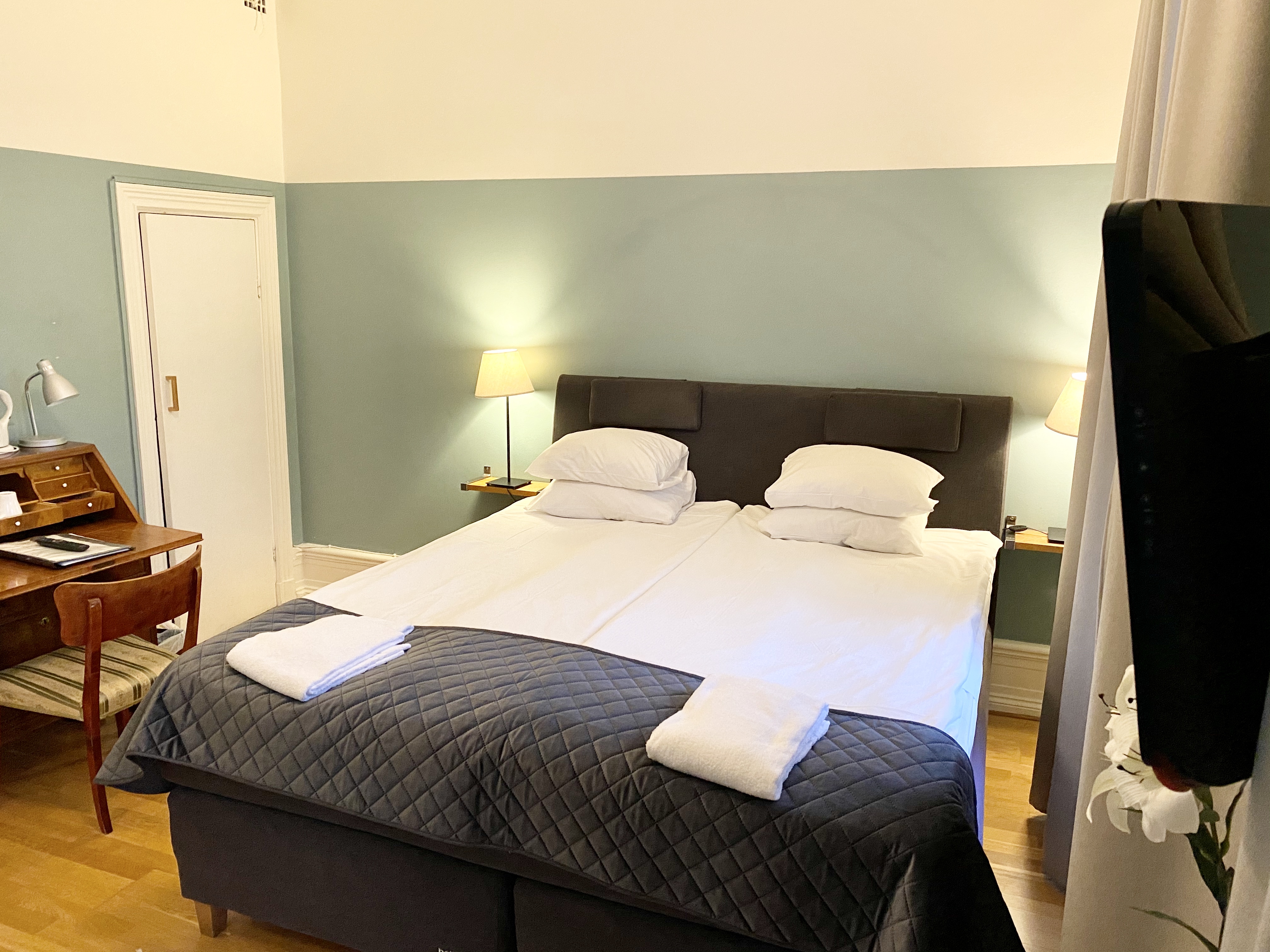 Hotell Göta <br/>70.58 ew <br/> <a href='http://vakantieoplossing.nl/outpage/?id=a0eb391944bf7b1d83ad58adf9e2185b' target='_blank'>View Details</a>
