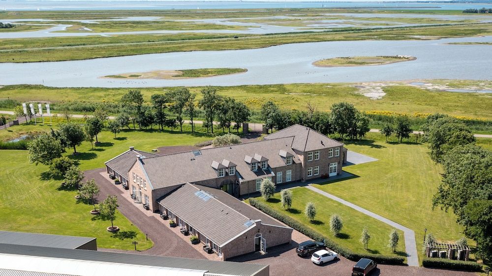 Hof van Alexander - Boutique Hotel.