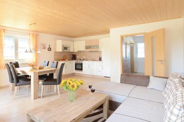 6-person cottage DMR603