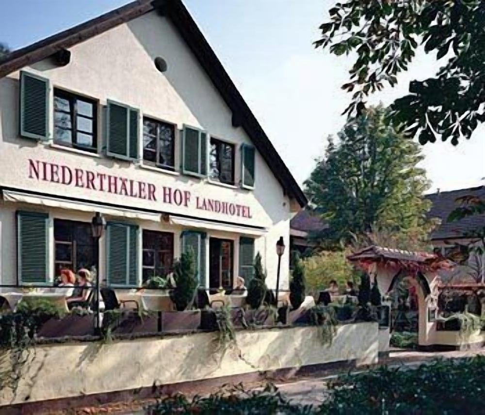 Landhotel Niederthaeler Hof