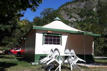 4-persoons bungalow (WITHOUT SANITARY FACILITIES) (max 4 adults)