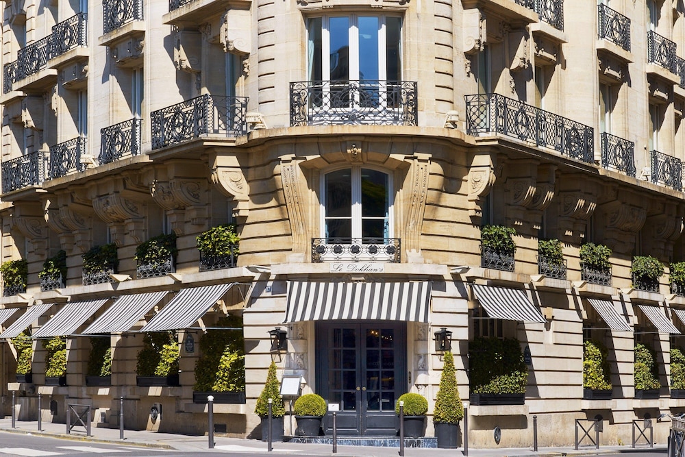 Le Dokhan's Paris Arc de Triomphe, a Tribute Portfolio Hotel