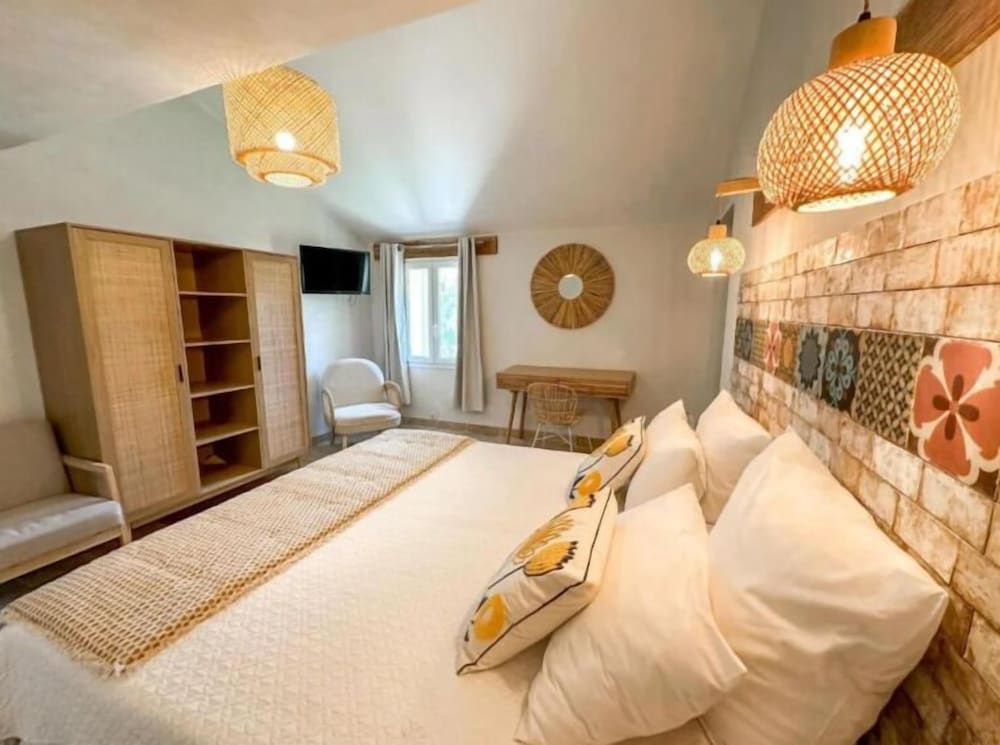 Mas Leblanc des Alpilles