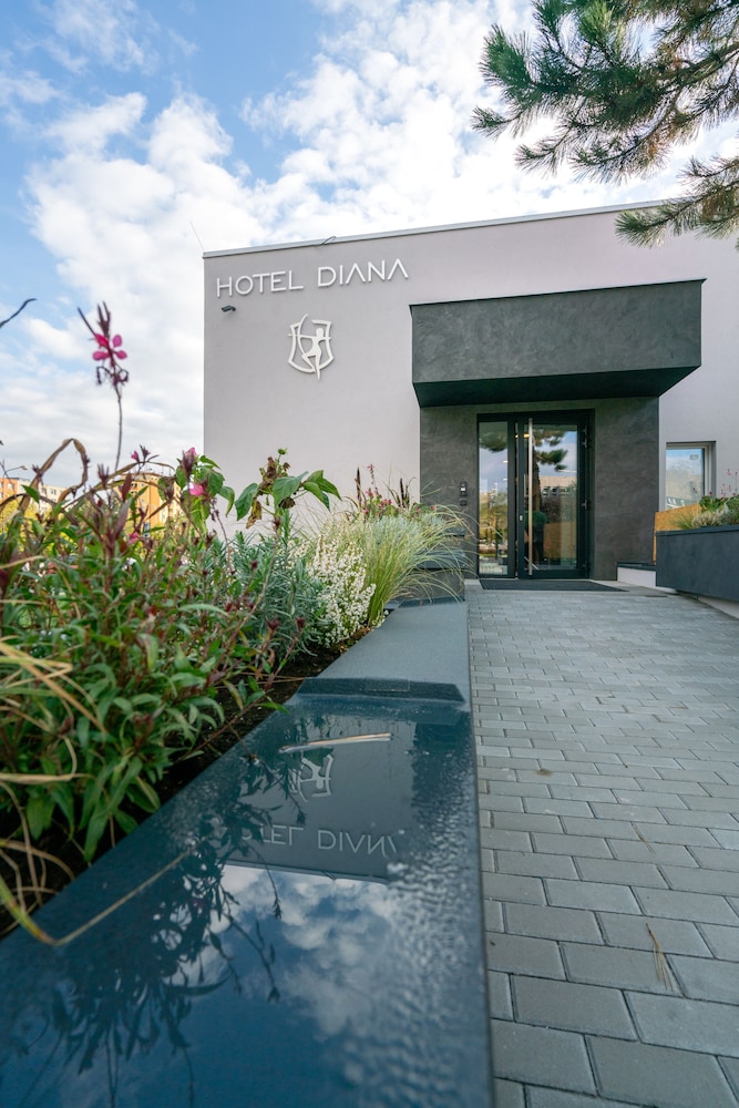 Hotel Diana