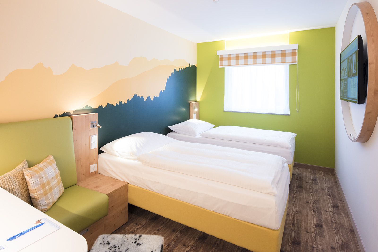 Hey Lou Hotel Piding.