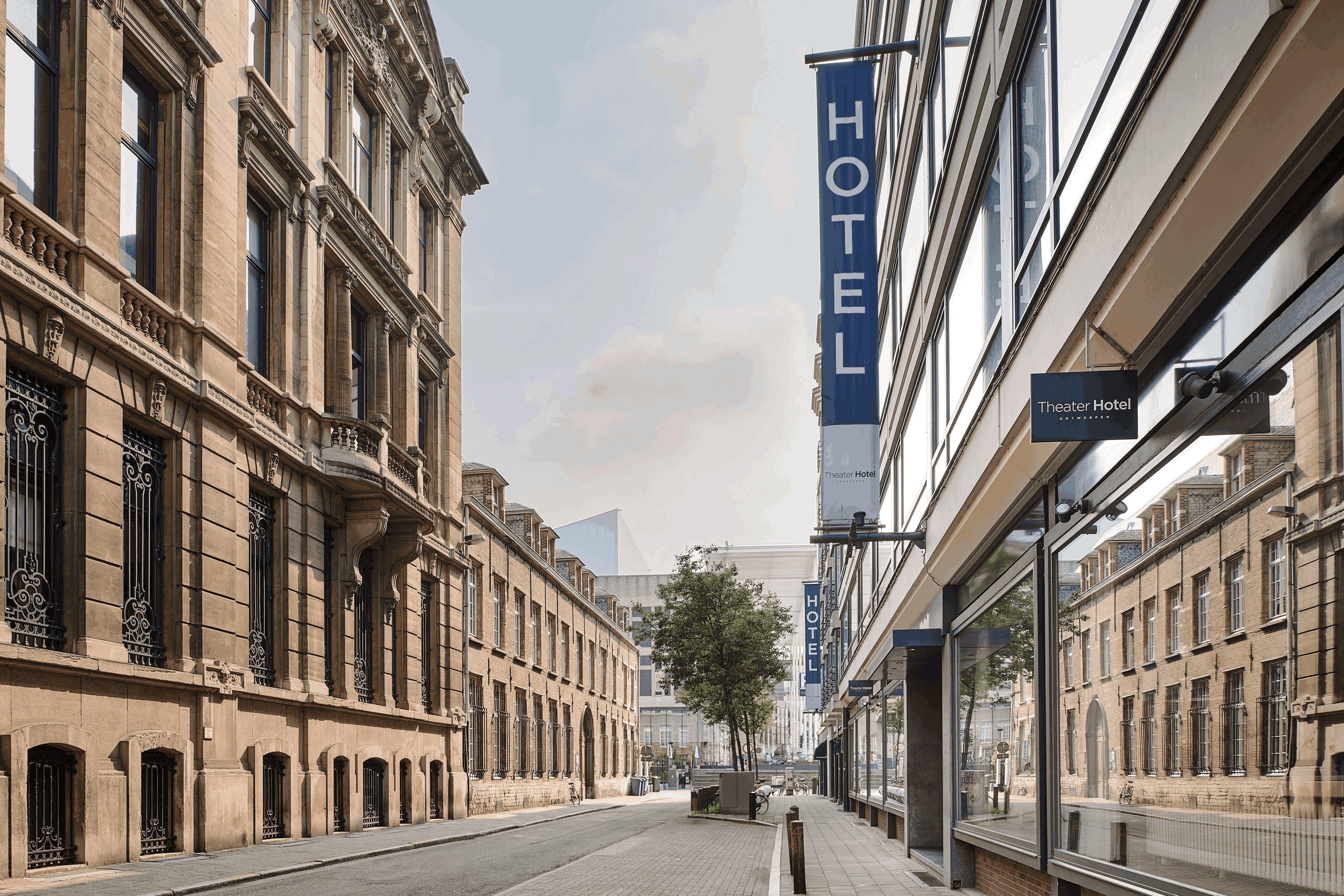 Theater Hotel