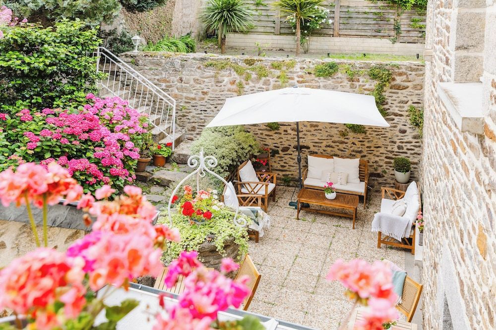 Demeures & Châteaux - Hôtel de la porte Saint-Malo - DINAN