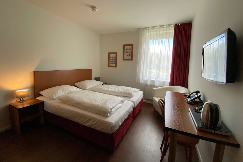 Amedia Express Sattledt, Trademark Collection by Wyndham