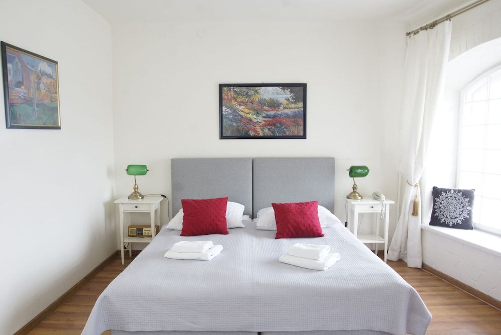 Dom Literatury Pokoje Go?cinne