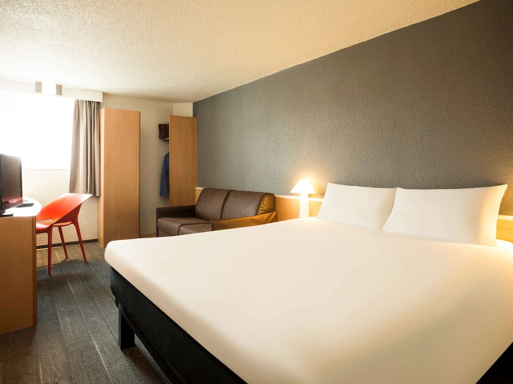 Hôtel ibis Orly Chevilly Tram 7