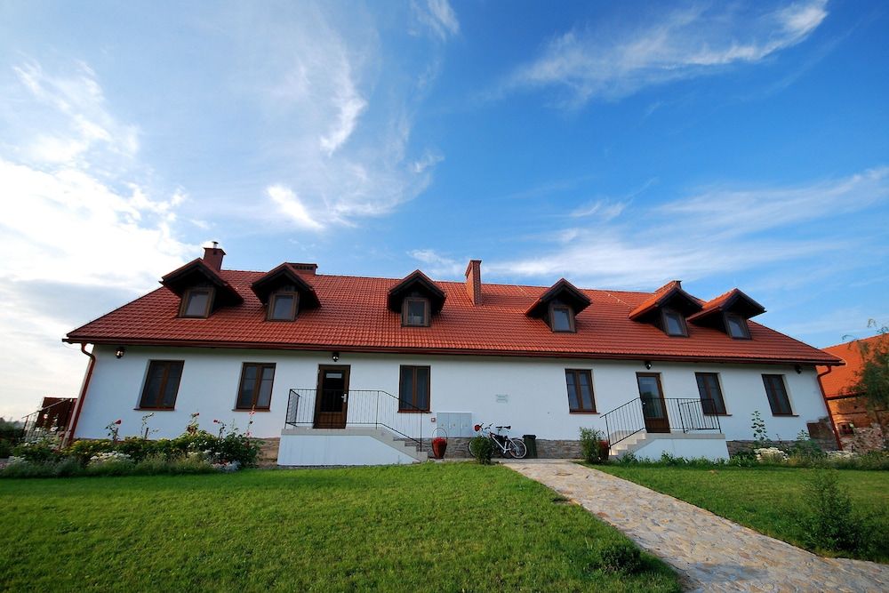 Dwór Kombornia Folwark.