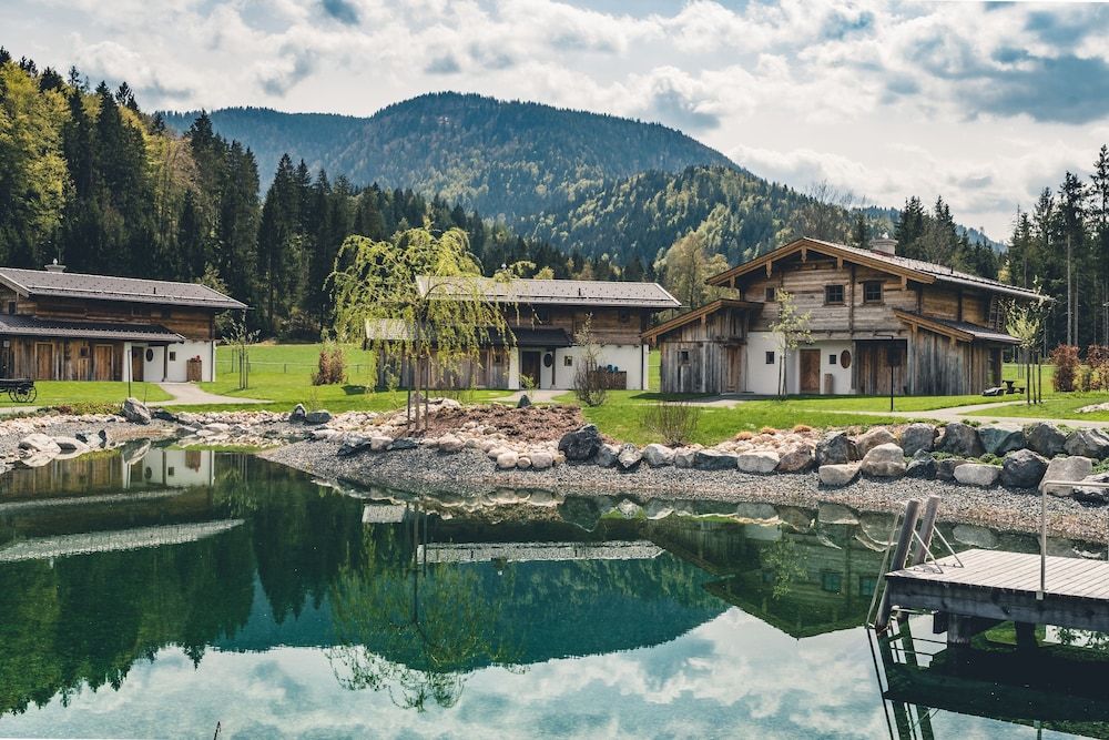 Relais & Châteaux Gut Steinbach Hotel und Chalets.