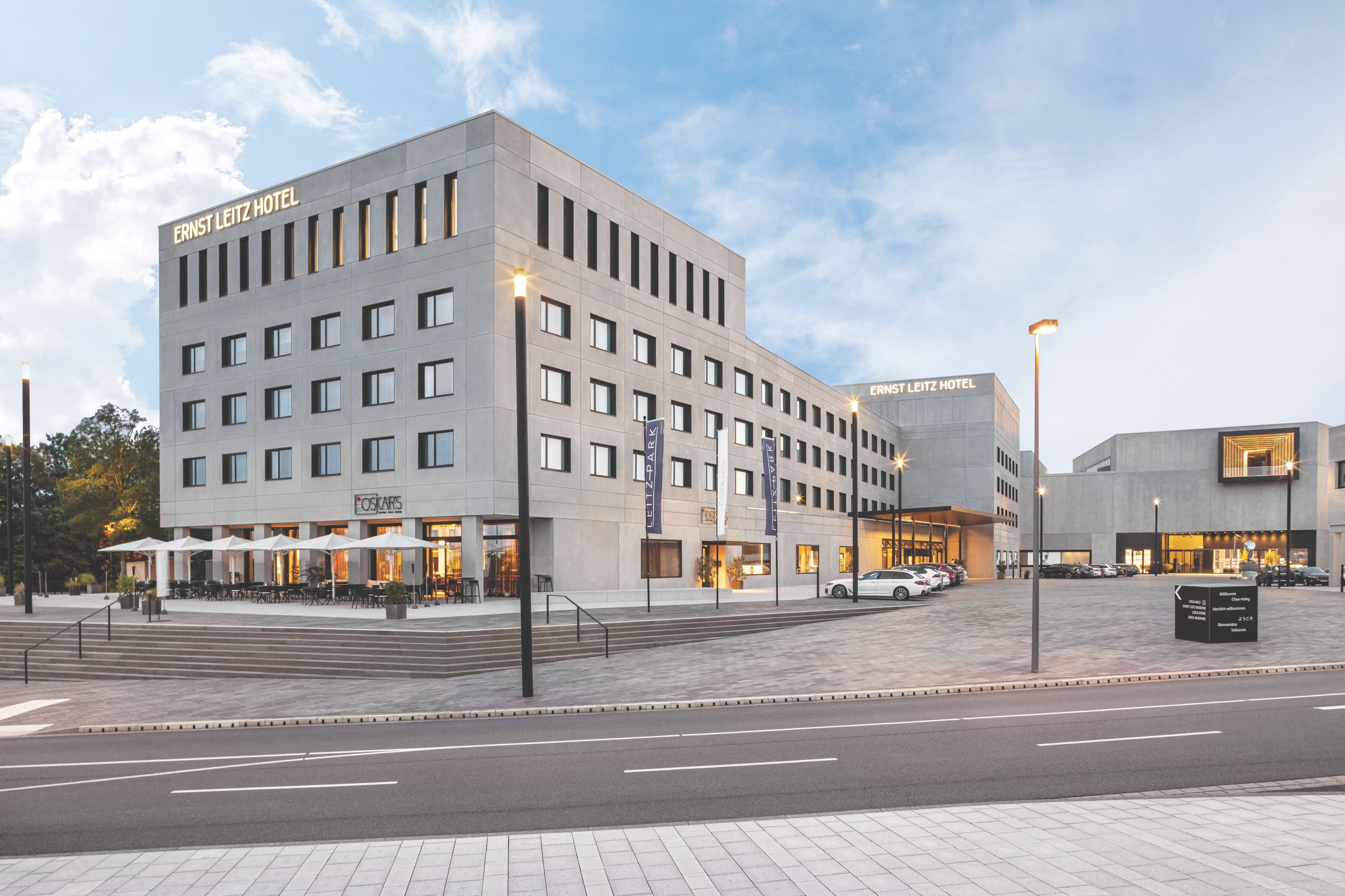 Ernst Leitz Hotel — 2