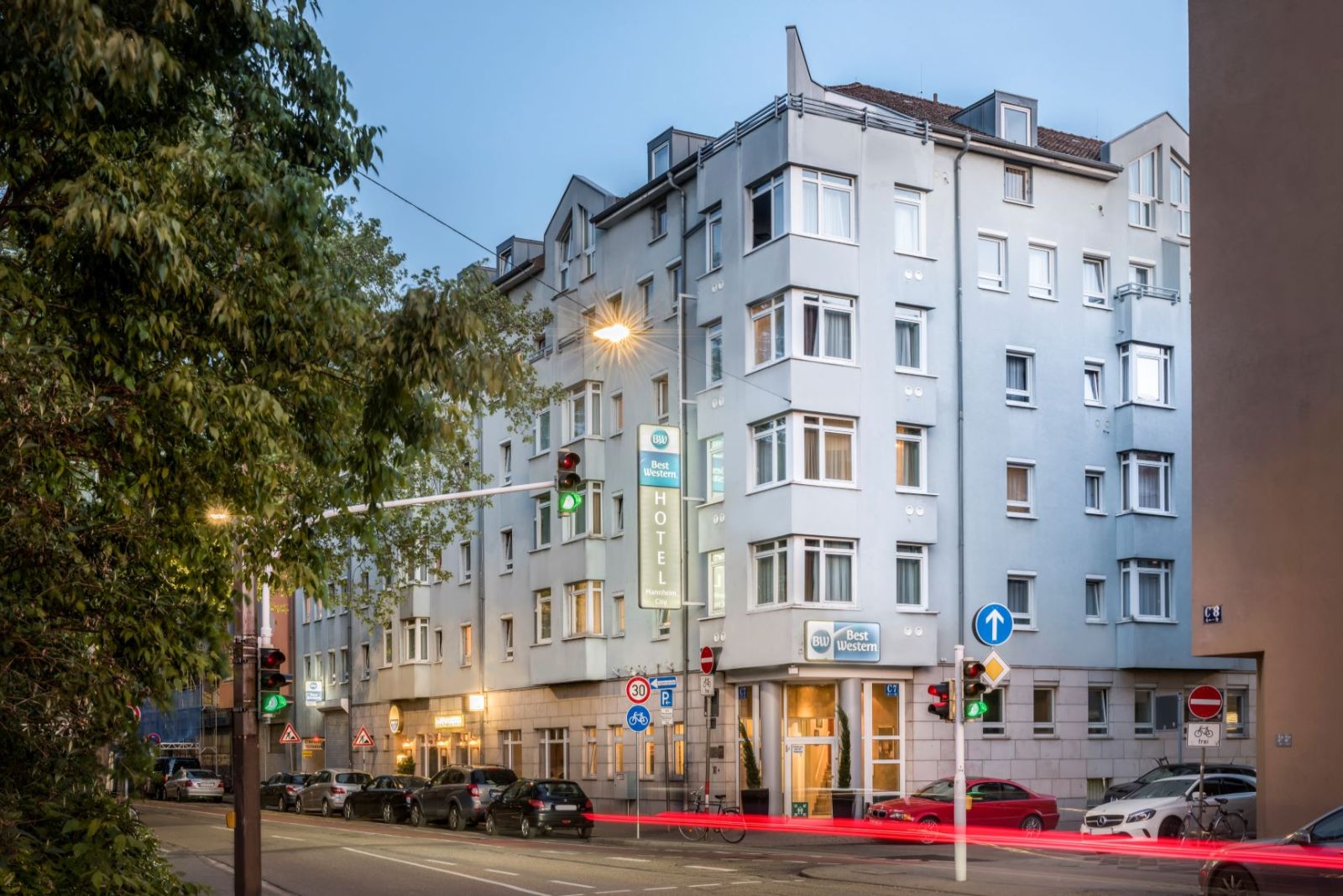 Best Western Hotel Mannheim City <br/>59.00 ew <br/> <a href='http://vakantieoplossing.nl/outpage/?id=fe97ac9276be224e53435dbb788eb69f' target='_blank'>View Details</a>