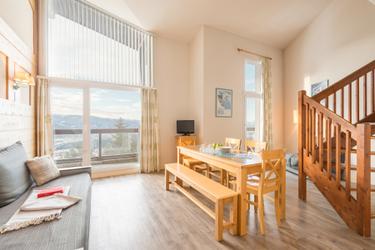 8-person apartment (max 6 adults) Standard