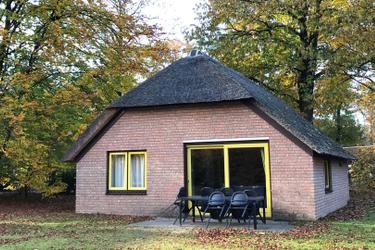 6-persoons bungalow (max. 4 volw.) Kroost