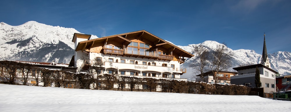 Hotel Huberhof