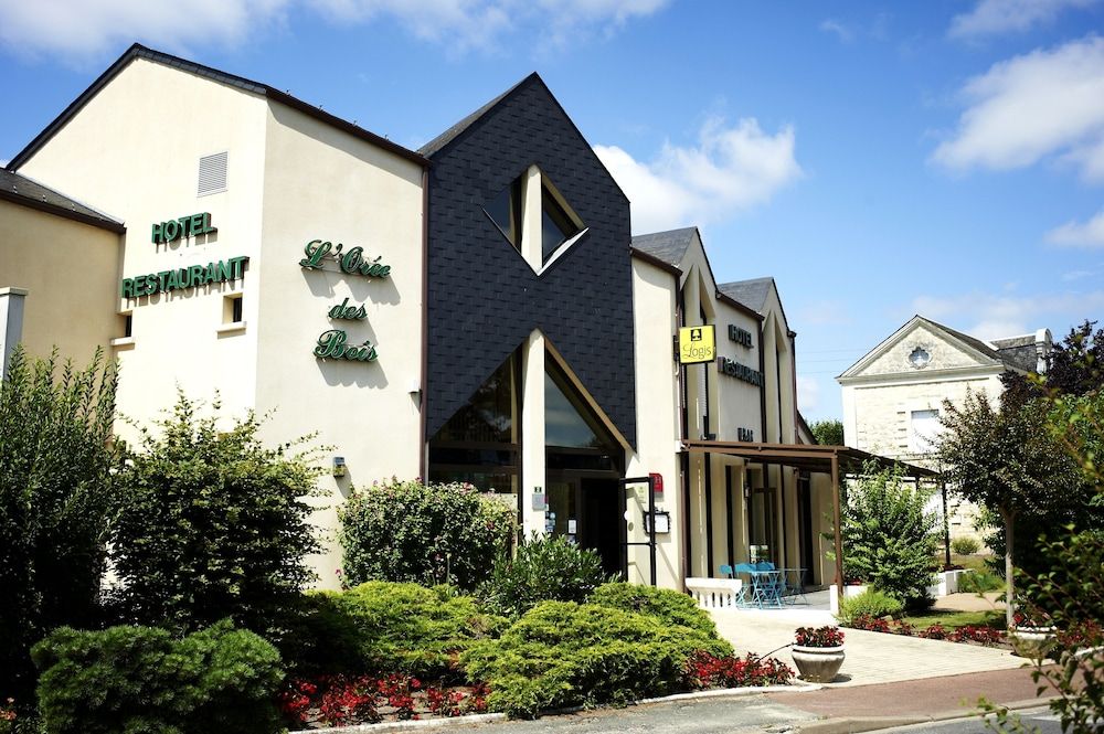 Hôtel l'Orée des Bois.