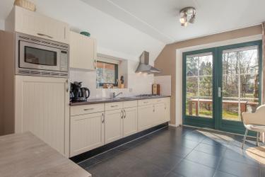 8-persoons bungalow E 6+2 Bedstee
