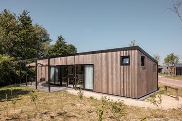 6-person Lodge Meadow