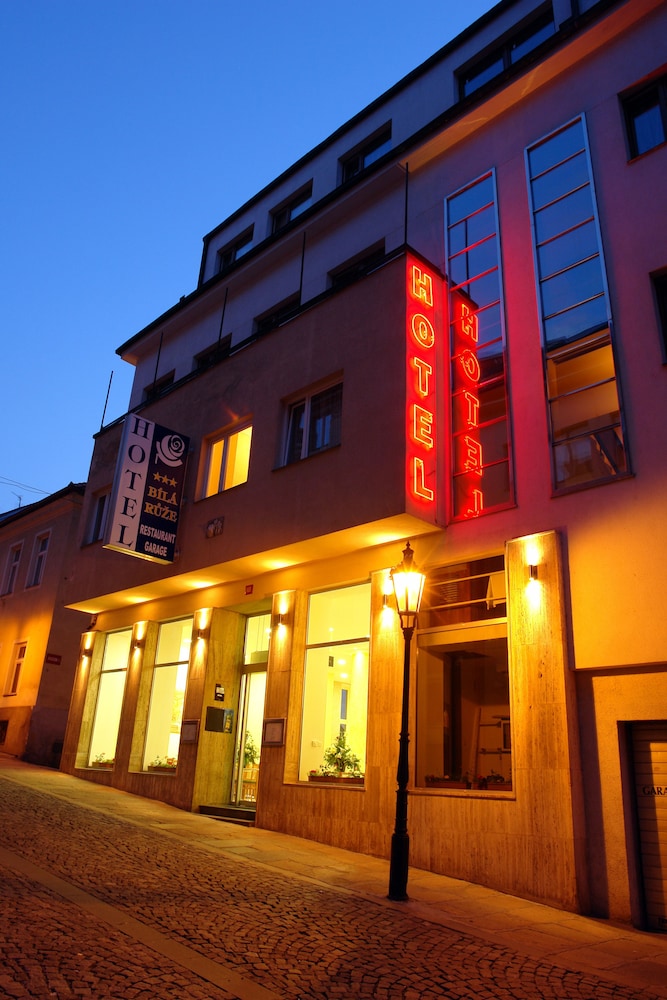 Hotel Bílá R?že