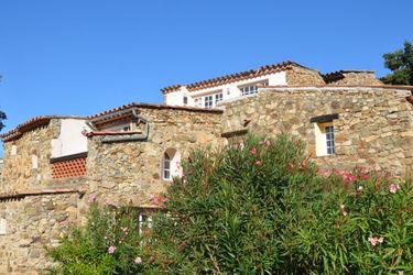 8-persoons bungalow Beautiful house with dishwasher near the popular St. Maxime