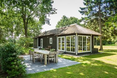 4-person Chalet Twents Buitenverblijf