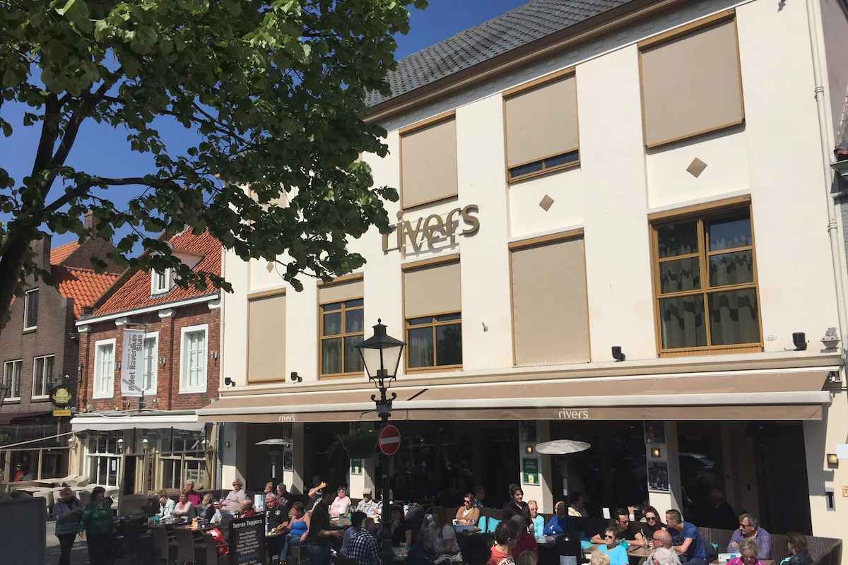 Rivers Hotel & Restaurant