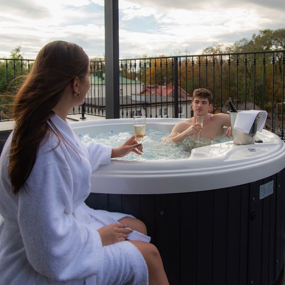 Polonia Park Medical Center & SPA.