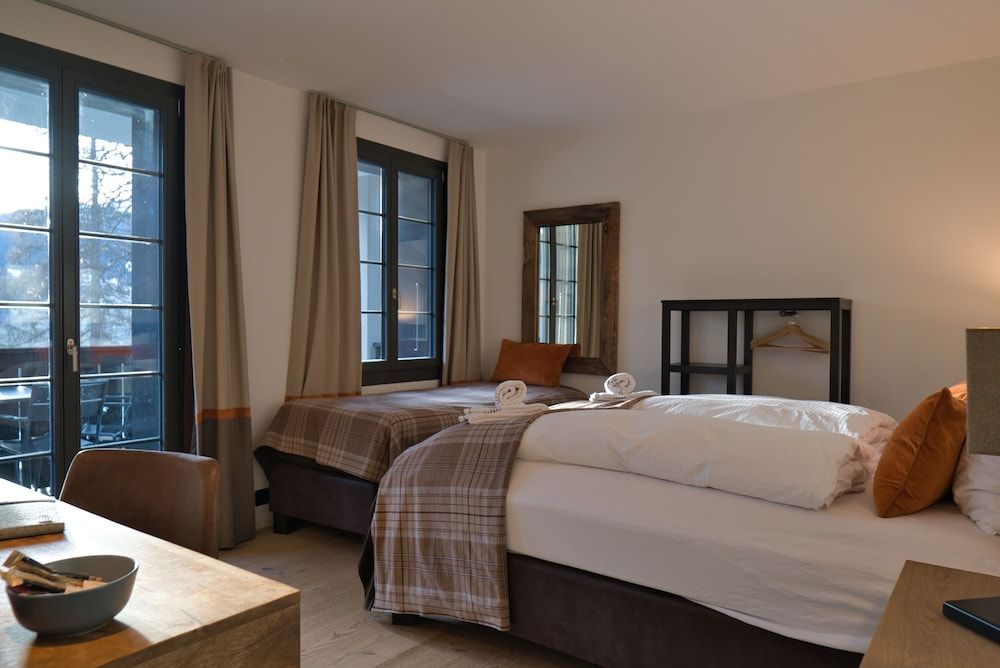 Eiger View Alpine Lodge.