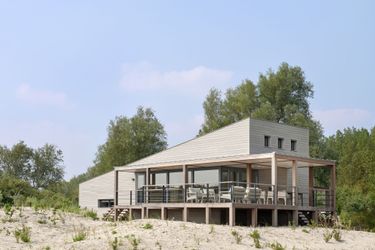 4-Personen Ferienhaus Luxury villa with washing machine located in nature reserve