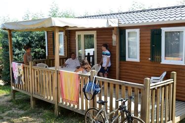 8-Personen Mobilheim Féérique 4 Rooms 6/8 Persons Air-conditioned + TV