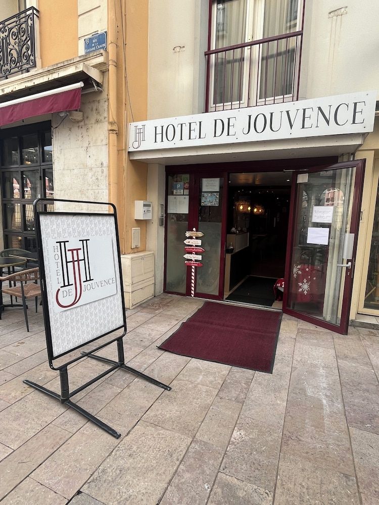 Hotel de Jouvence.