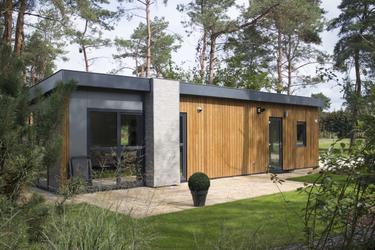 4-person Chalet Pavilion Hottub